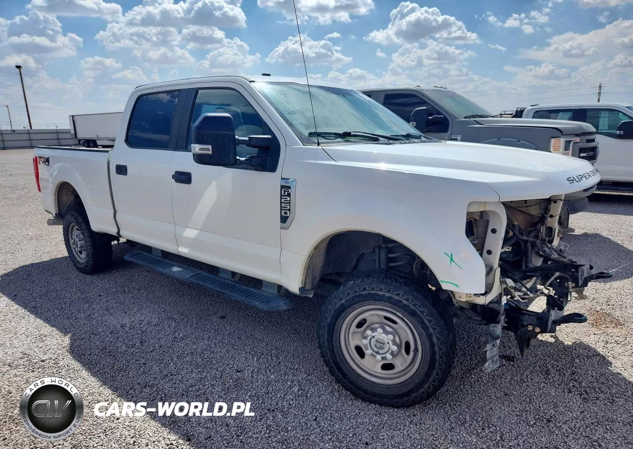 2018 Ford F250 Super Duty VIN:1FT7W2B67JEC90333 - 4