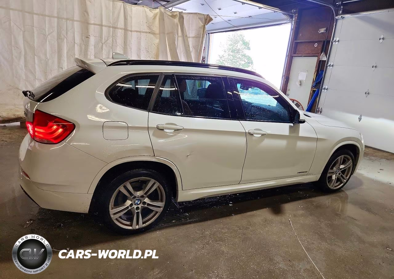 2015 BMW X1 xDrive28I VIN:WBAVL1C5XFVY35493 - 3