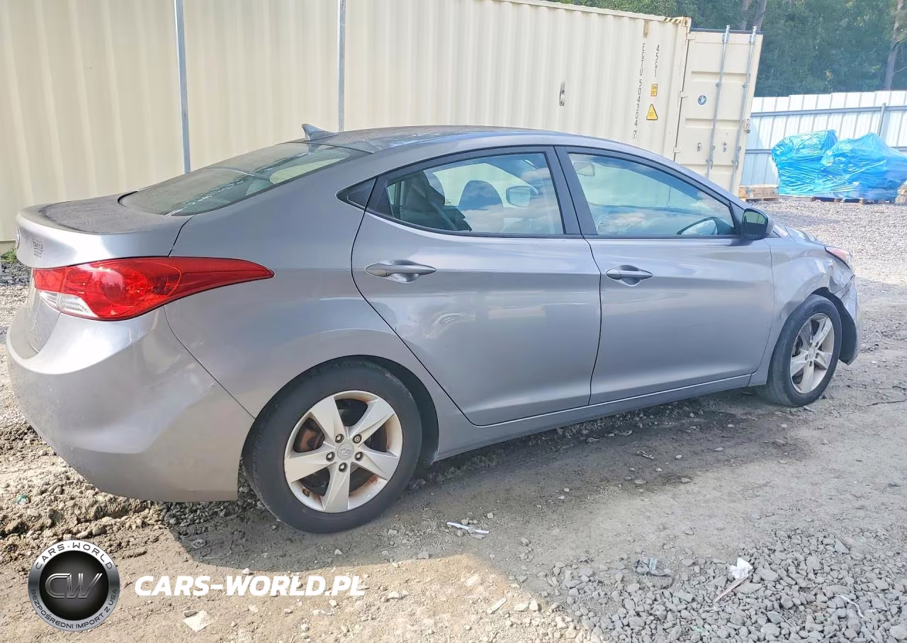 2011 Hyundai Elantra Gls VIN:KMHDH4AE7BU112295 - 3