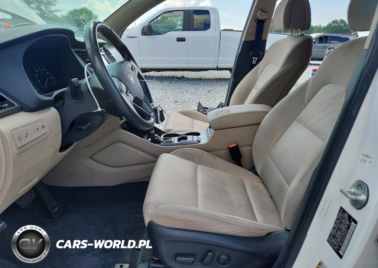 2017 Hyundai Tucson Sport VIN:KM8J33A25HU280527 - 7