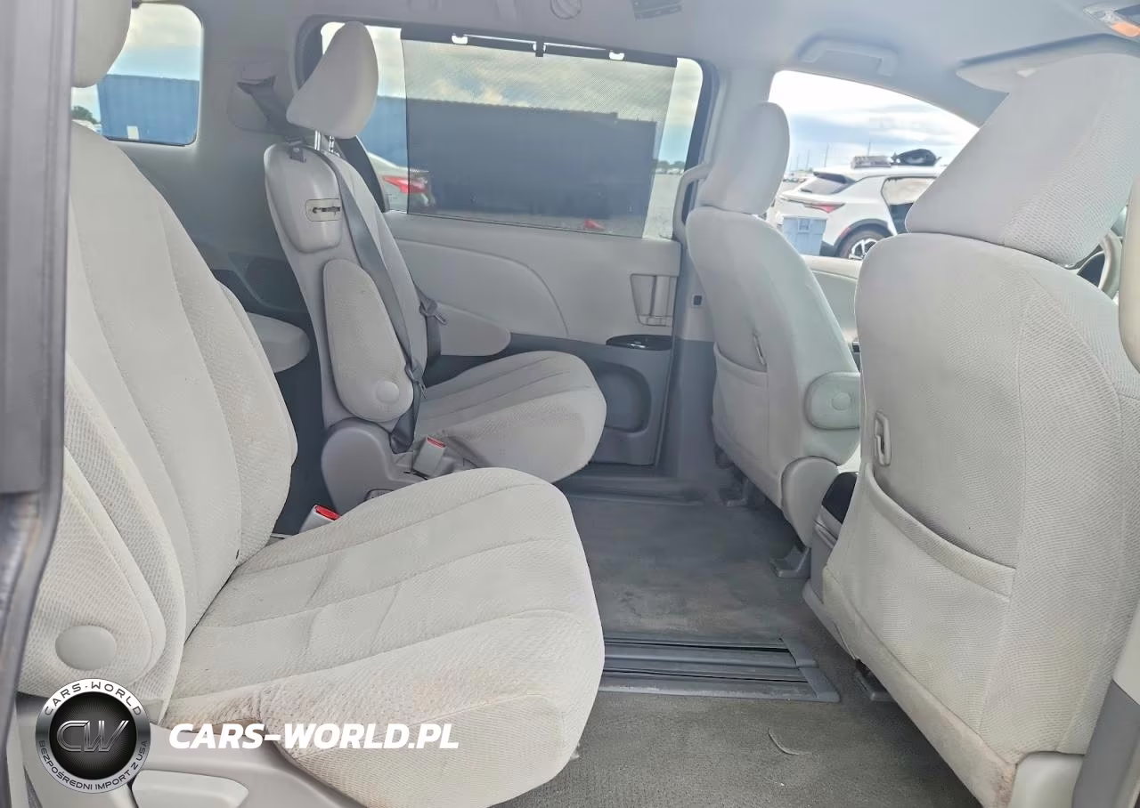 2014 Toyota Sienna Le VIN:5TDKK3DC7ES494418 - 11