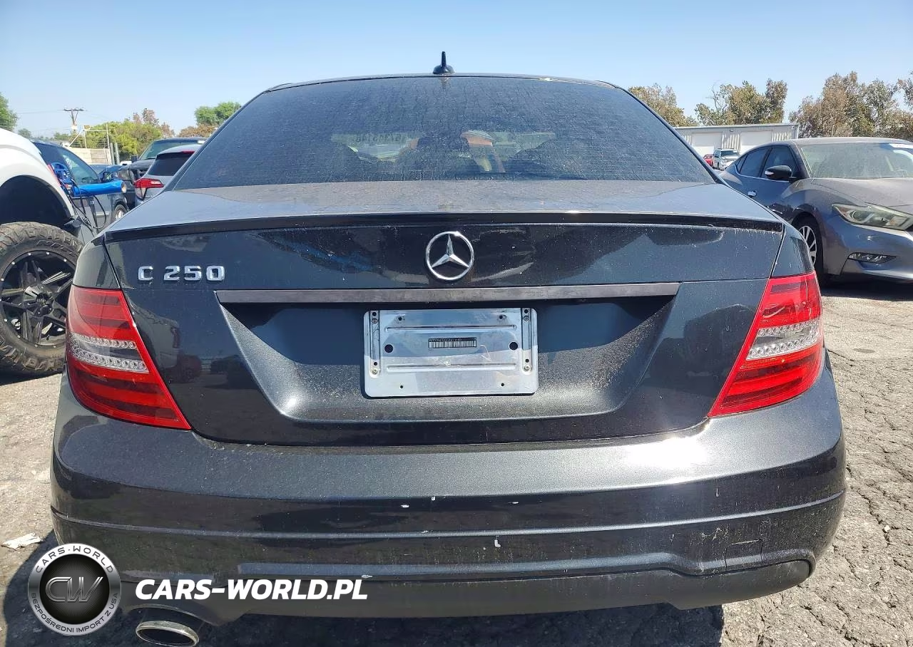 2012 Mercedes-Benz C 250 VIN:WDDGF4HB3CA651640 - 6