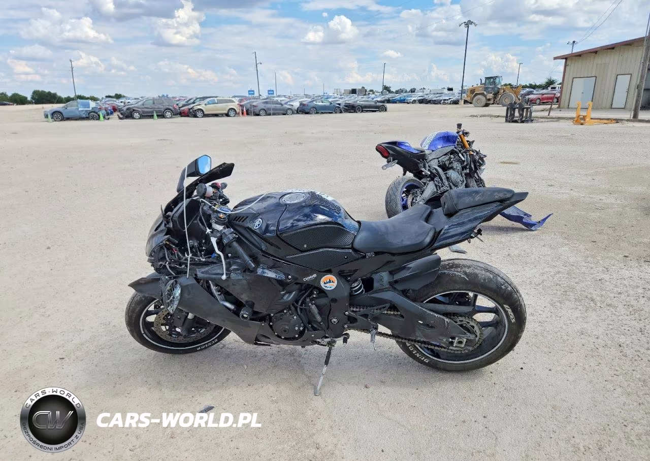 2024 Yamaha Yzfr1 VIN:JYARN66Y3RA001235 - 3