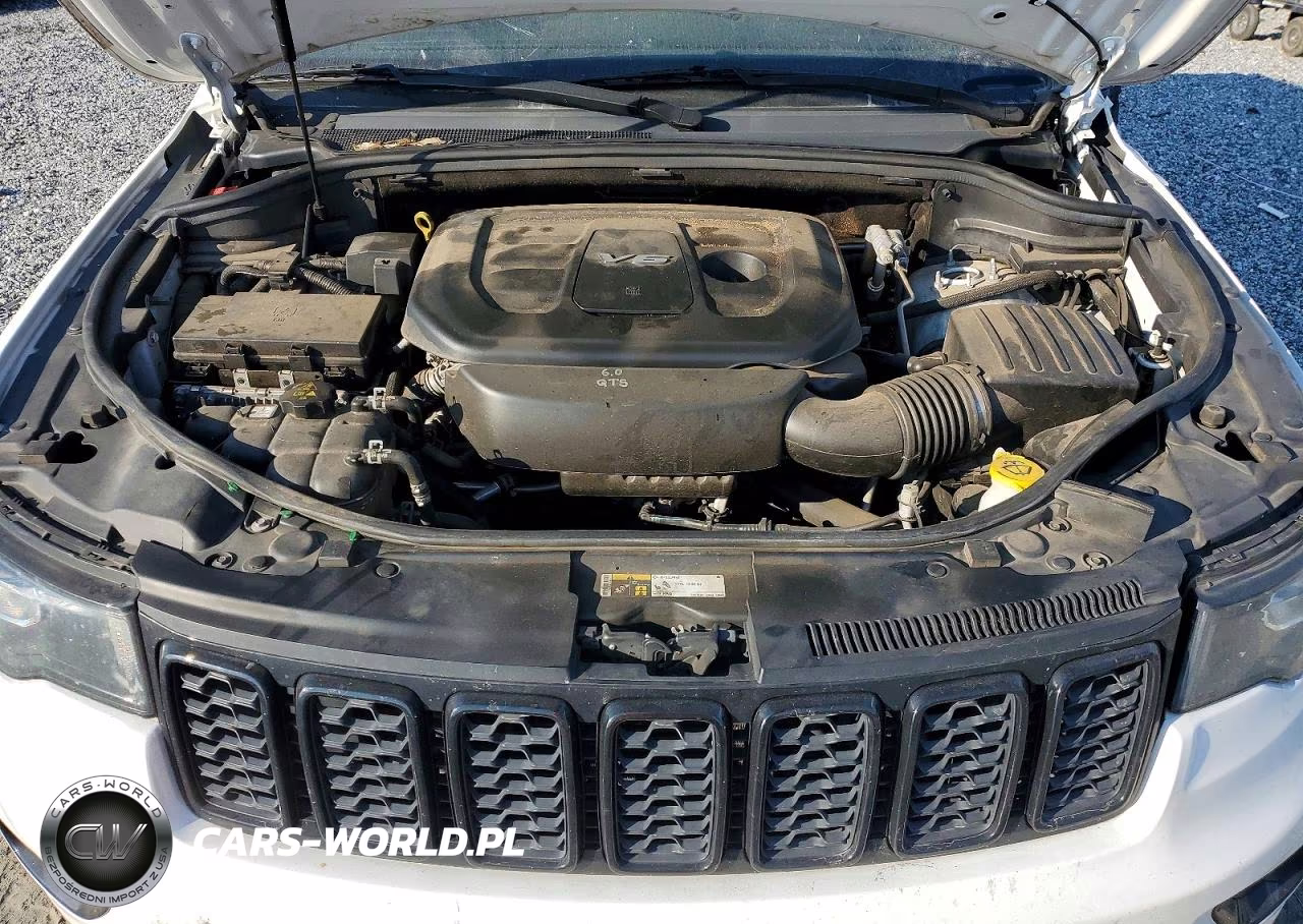 2018 Jeep Grand Cherokee Laredo VIN:1C4RJFAG1JC499829 - 12