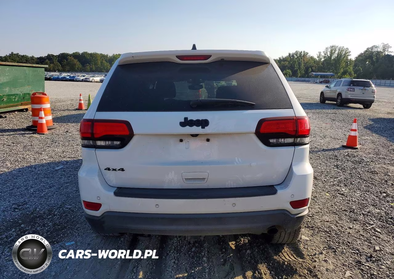 2018 Jeep Grand Cherokee Laredo VIN:1C4RJFAG1JC499829 - 6