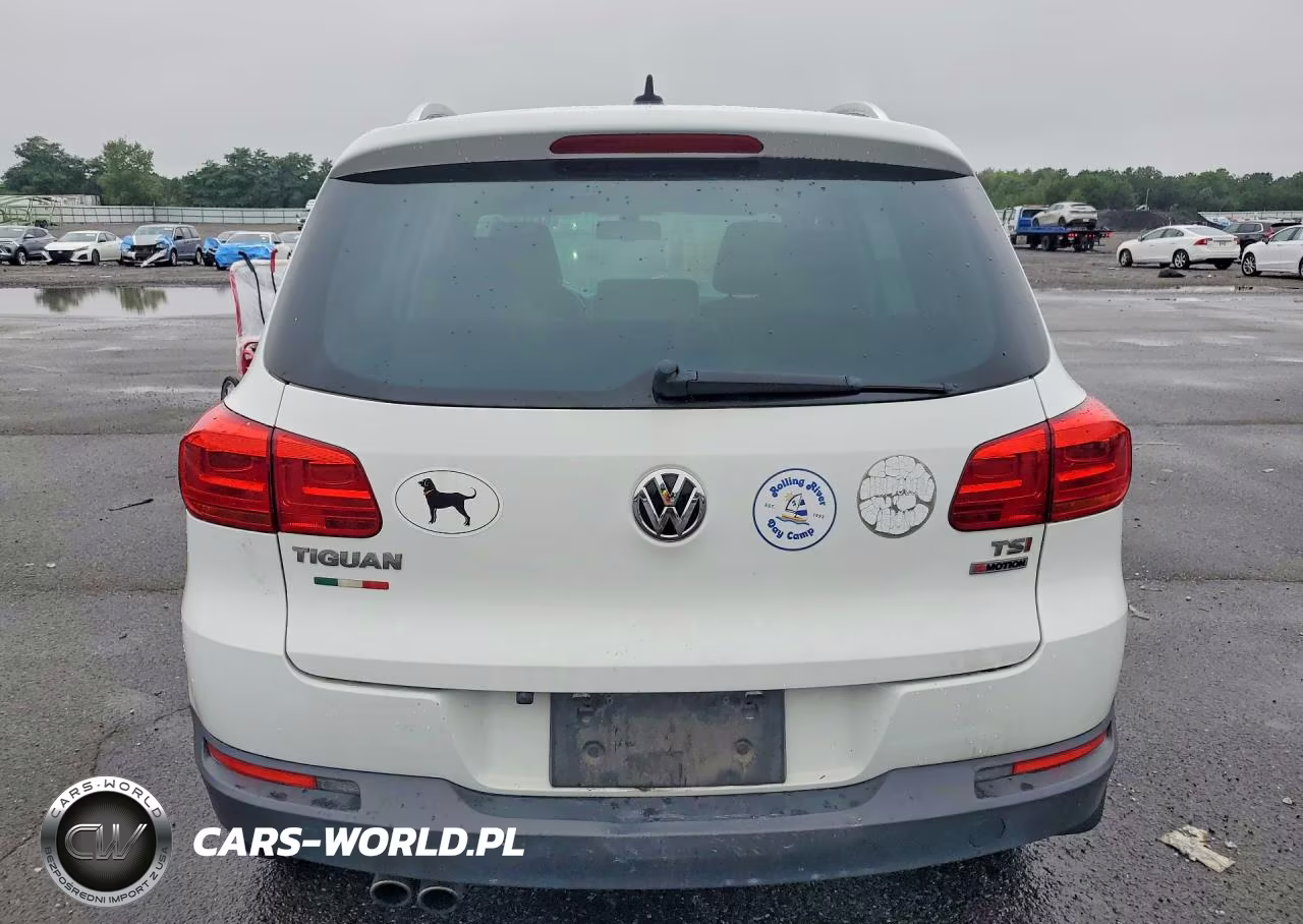 2017 Volkswagen Tiguan Wolfsburg VIN:WVGSV7AX5HK022442 - 6