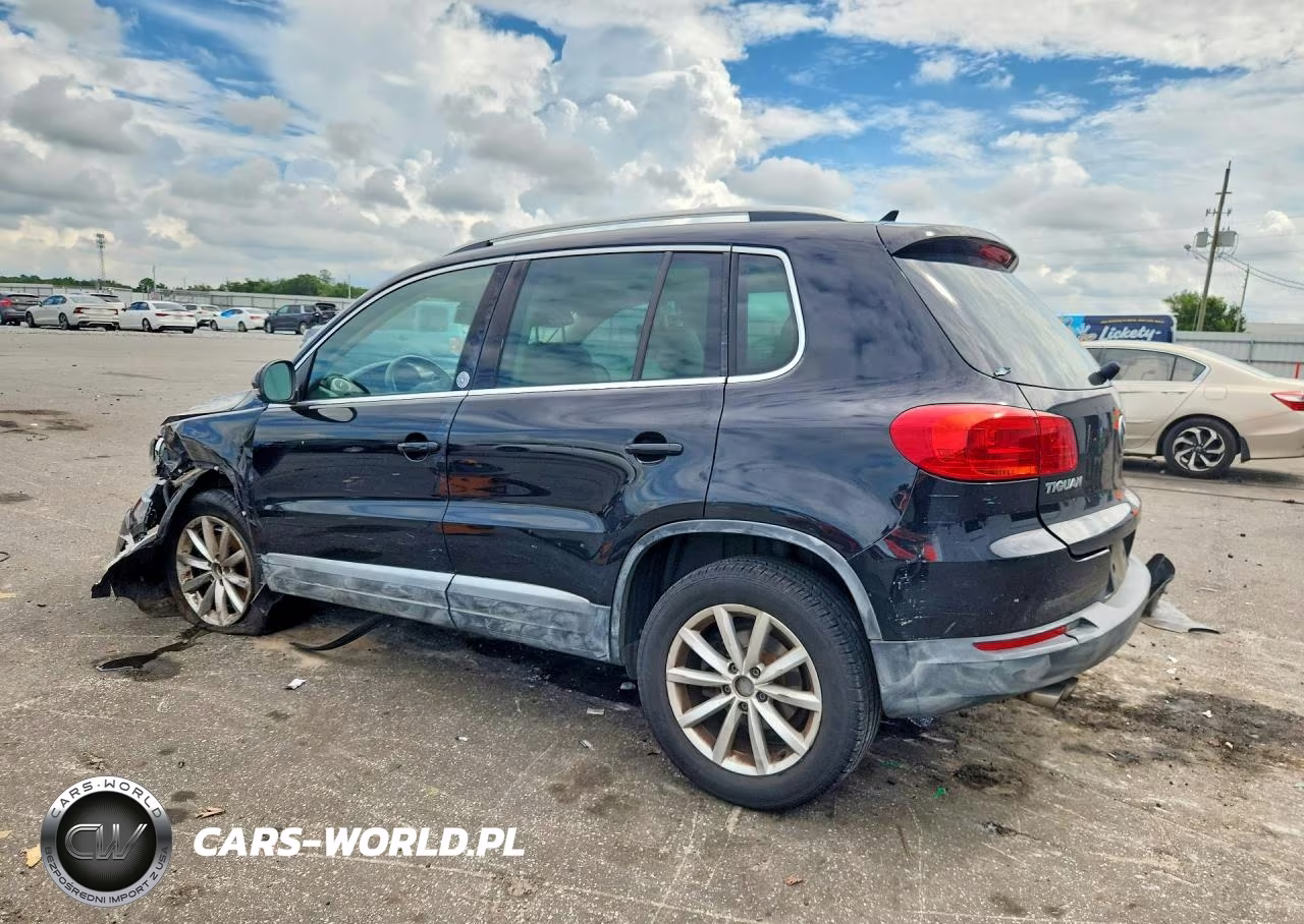 2017 Volkswagen Tiguan Wolfsburg VIN:WVGRV7AX6HW506188 - 2