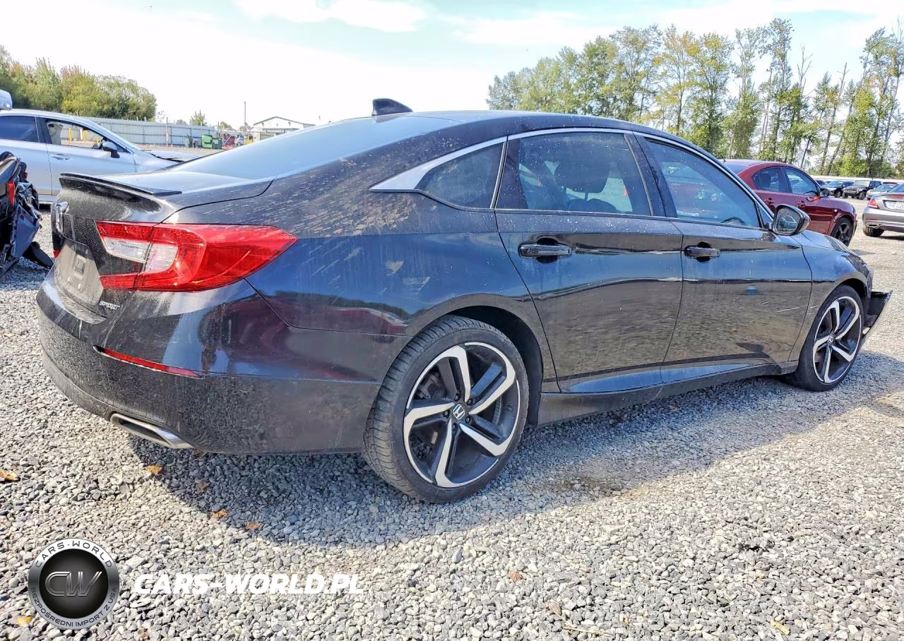 2018 Honda Accord Sport VIN:1HGCV1F35JA206627 - 3