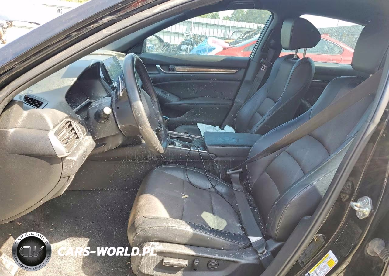 2018 Honda Accord Sport VIN:1HGCV1F35JA206627 - 7
