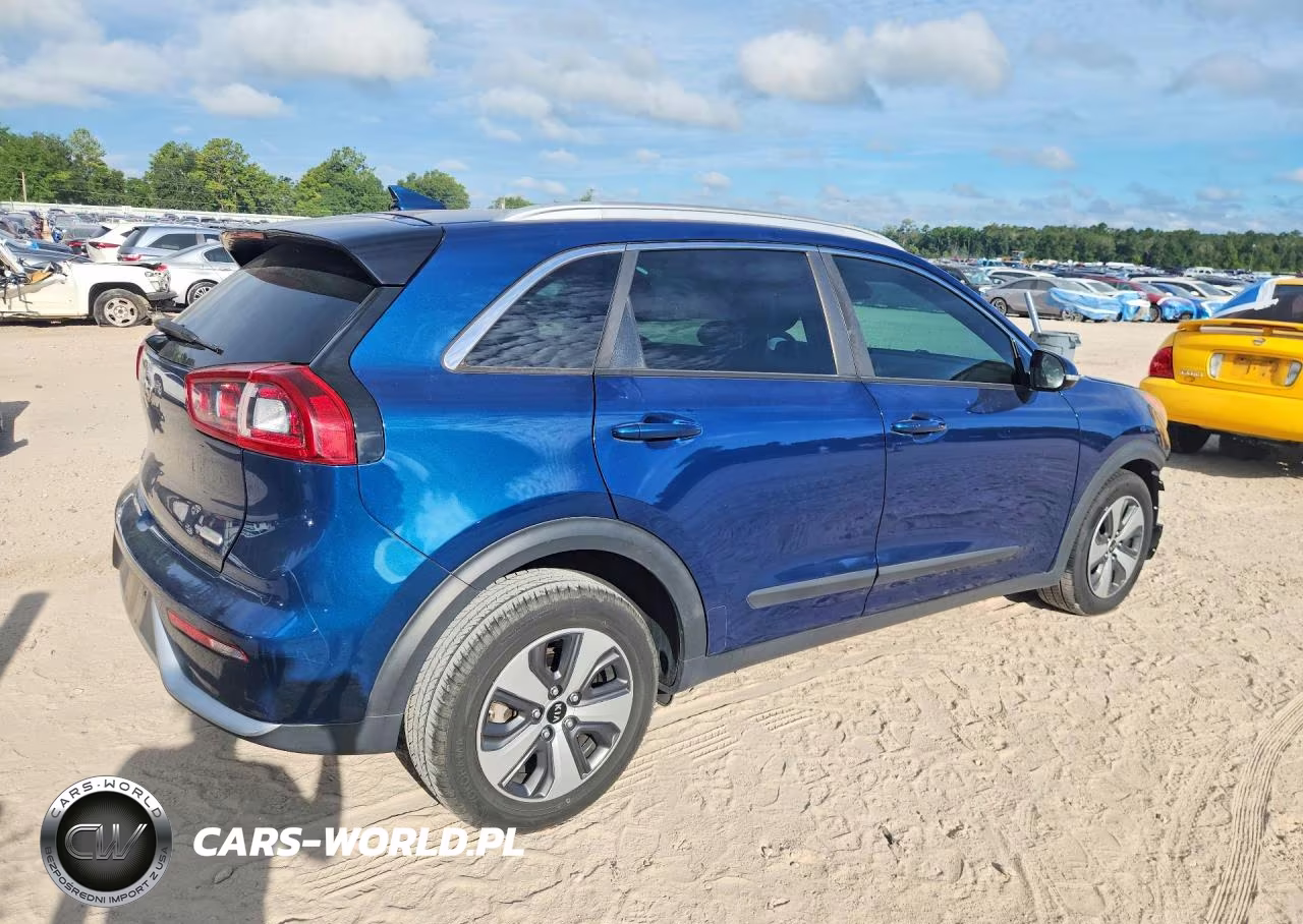 2018 Kia Niro Ex VIN:KNDCC3LC3J5124103 - 3