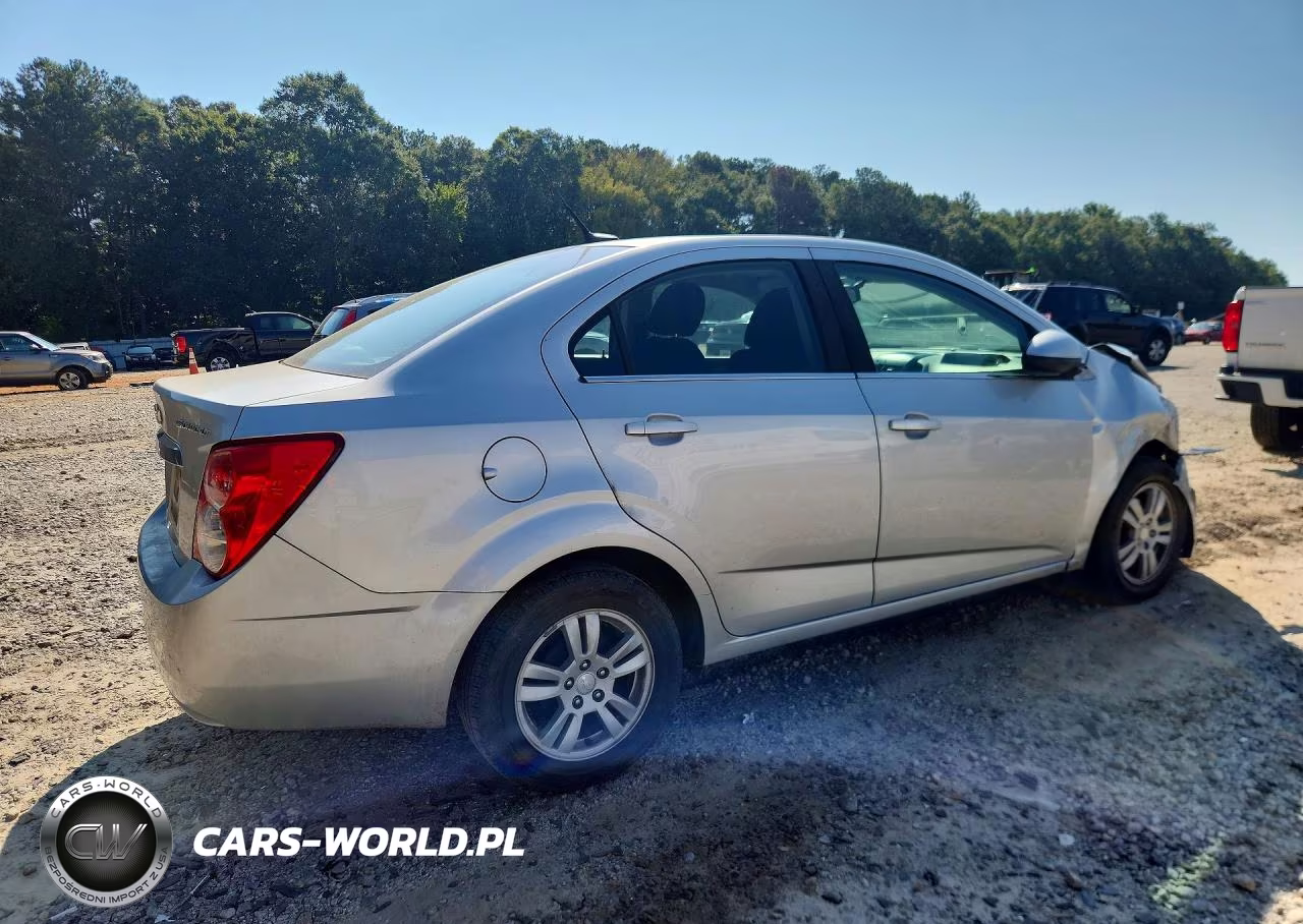 2014 Chevrolet Sonic Lt VIN:1G1JC5SH3E4158675 - 3