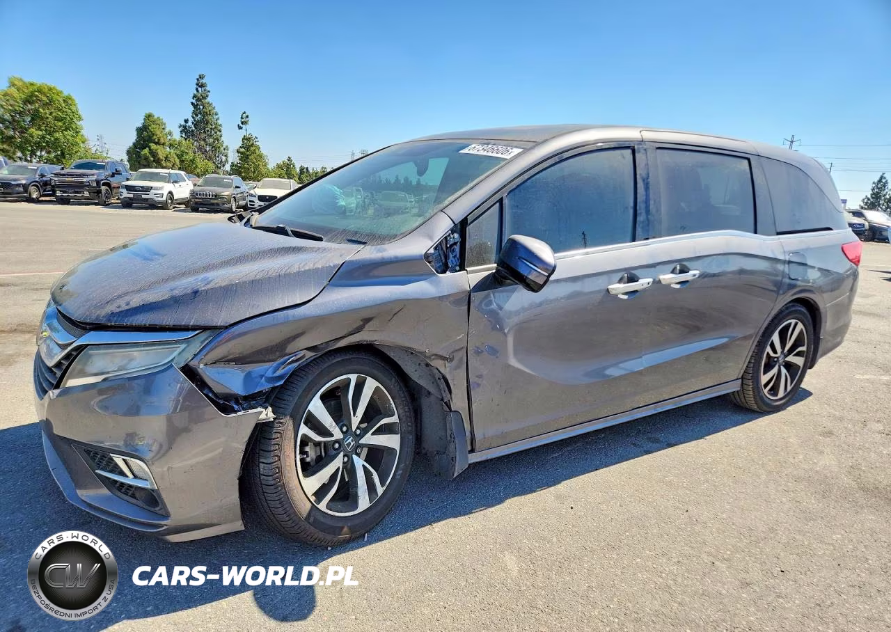 2018 Honda Odyssey Elite VIN:5FNRL6H96JB015111 - 1