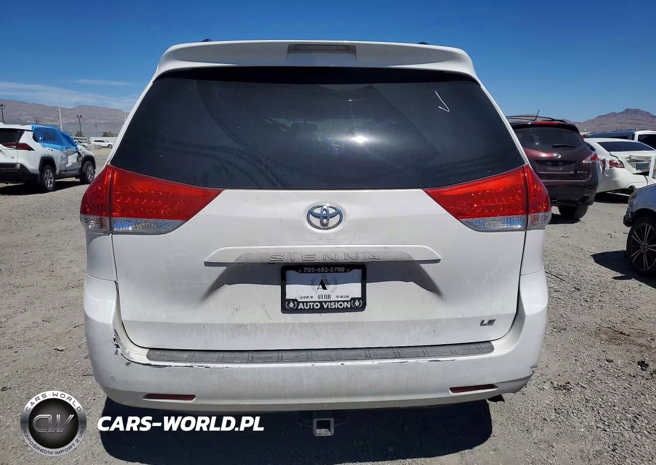 2012 Toyota Sienna Le VIN:5TDKK3DCXCS229568 - 6