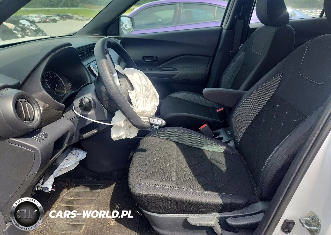 2019 Nissan Kicks S VIN:3N1CP5CU2KL534081 - 7