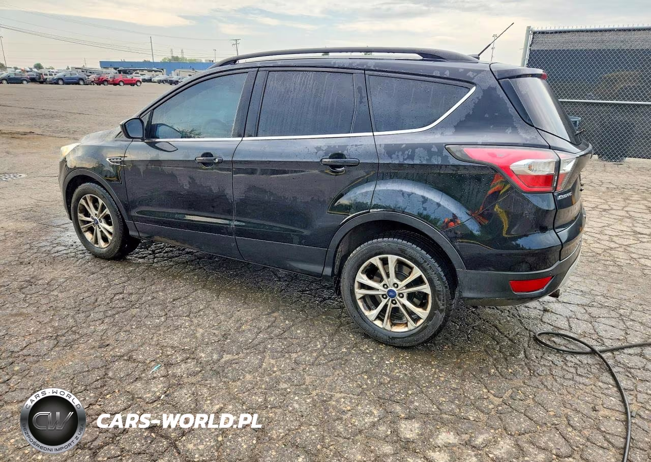 2017 Ford Escape Se VIN:1FMCU9GD4HU123456 - 2