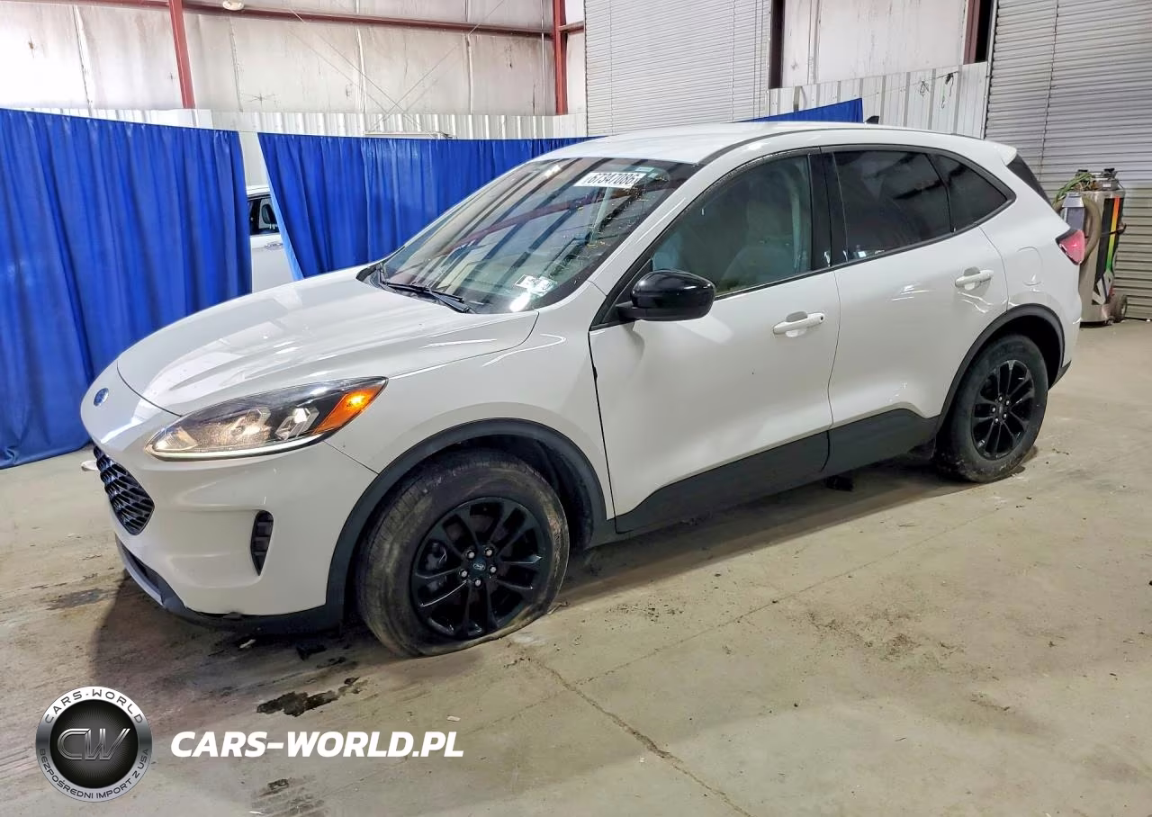 2020 Ford Escape Se Sport – zdjęcie 1 z 13
