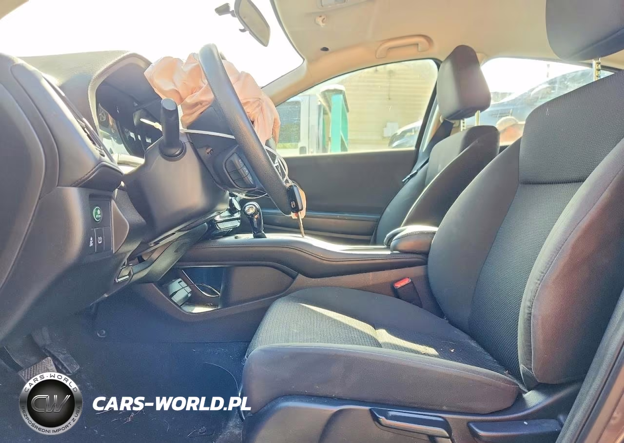 2020 Honda Hr-V Lx VIN:3CZRU6H31LM734008 - 7