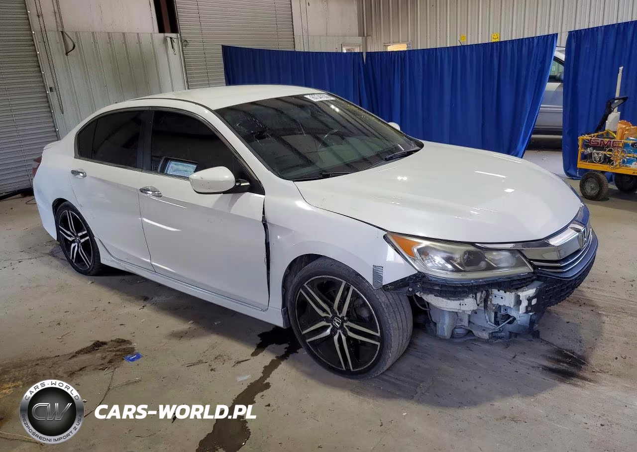 2017 Honda Accord Sport VIN:1HGCR2F52HA285468 - 4