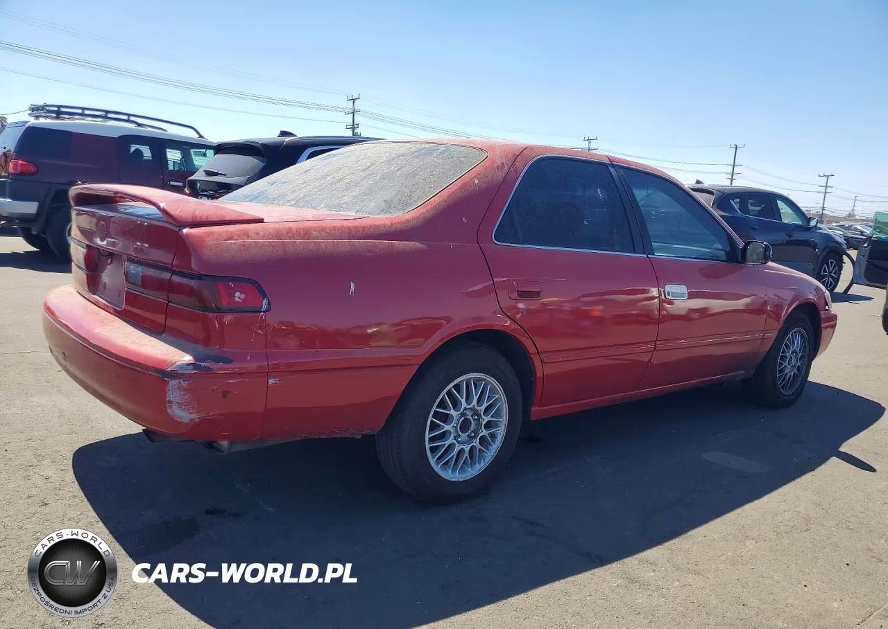 1997 Toyota Camry Le VIN:JT2BG22K2V0015436 - 3