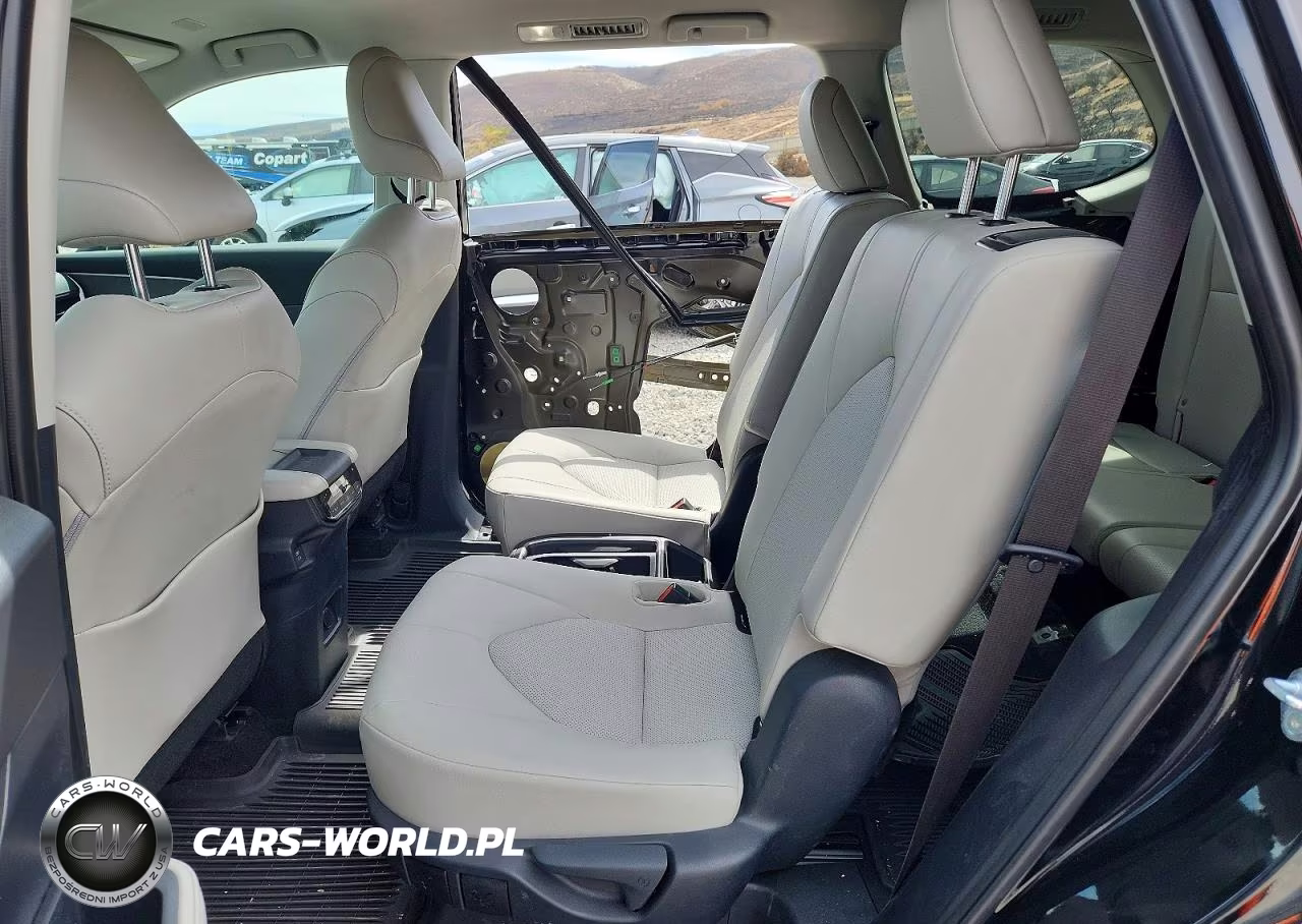 2026 Toyota Grand Highlander Hybrid Xle VIN:5TDACAB58TS105638 - 11
