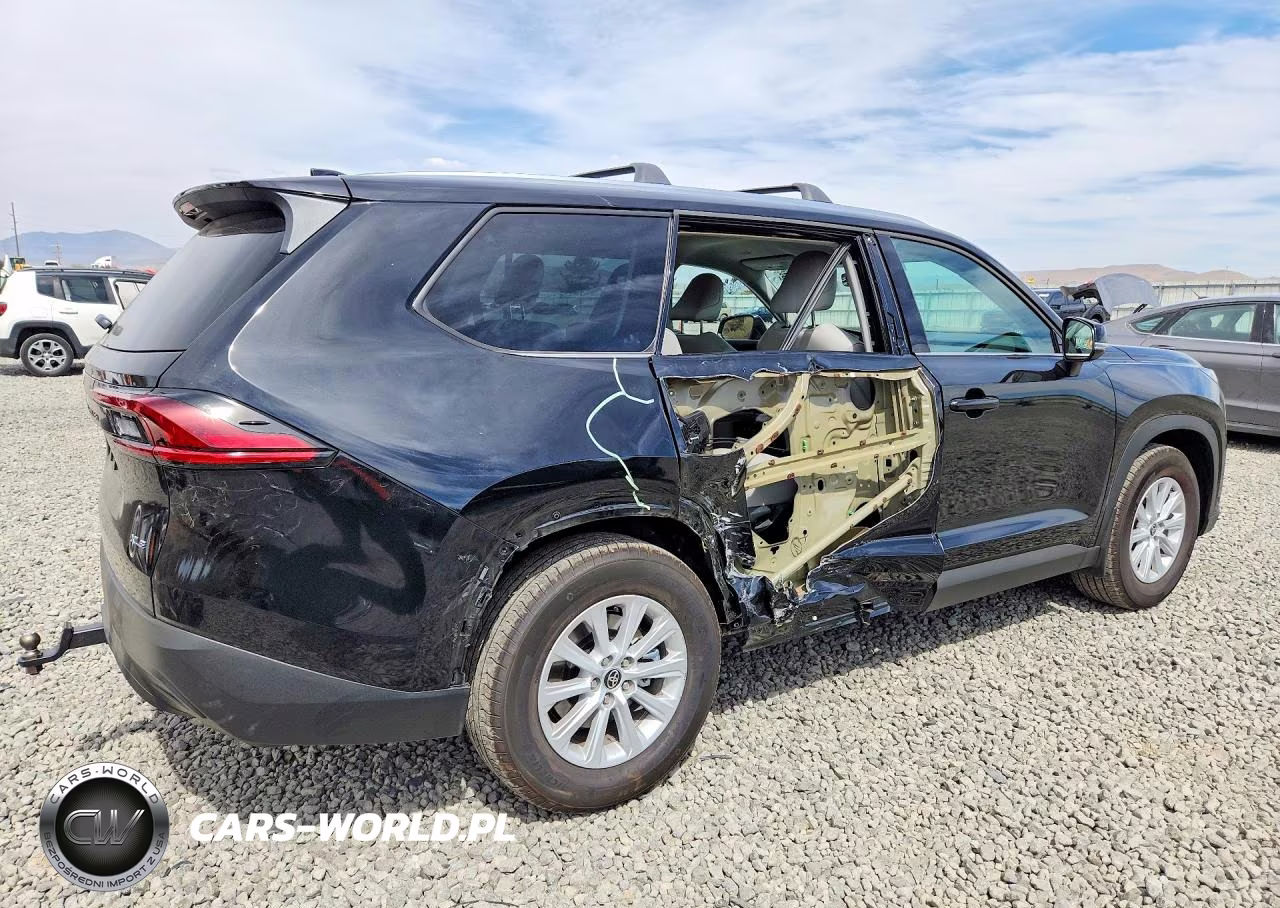 2026 Toyota Grand Highlander Hybrid Xle VIN:5TDACAB58TS105638 - 3