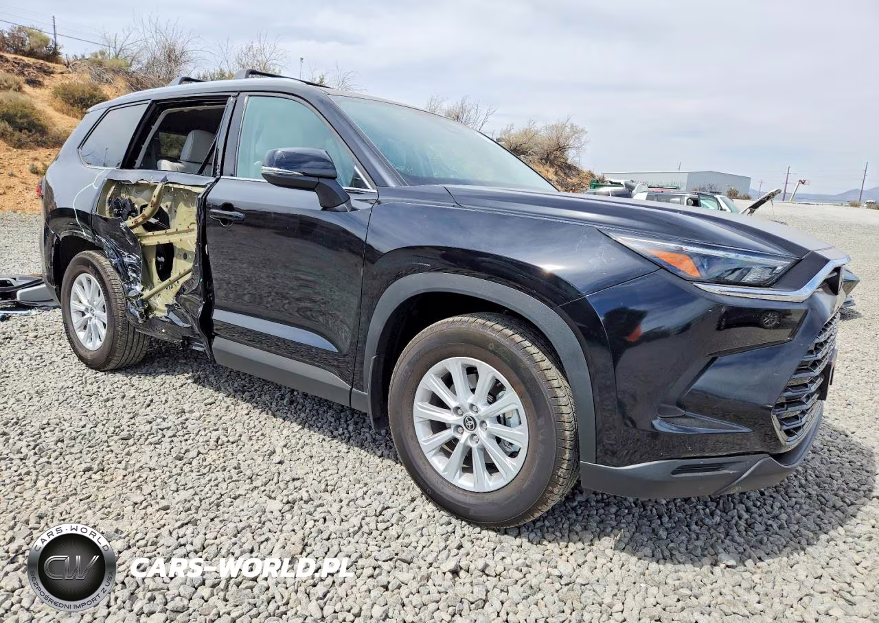 2026 Toyota Grand Highlander Hybrid Xle VIN:5TDACAB58TS105638 - 4