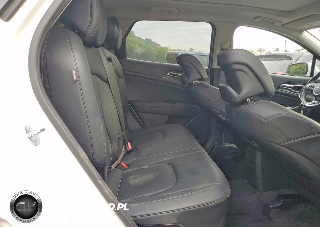 2025 Kia Sportage Ex VIN:KNDPVCDG5S7183267 - 11