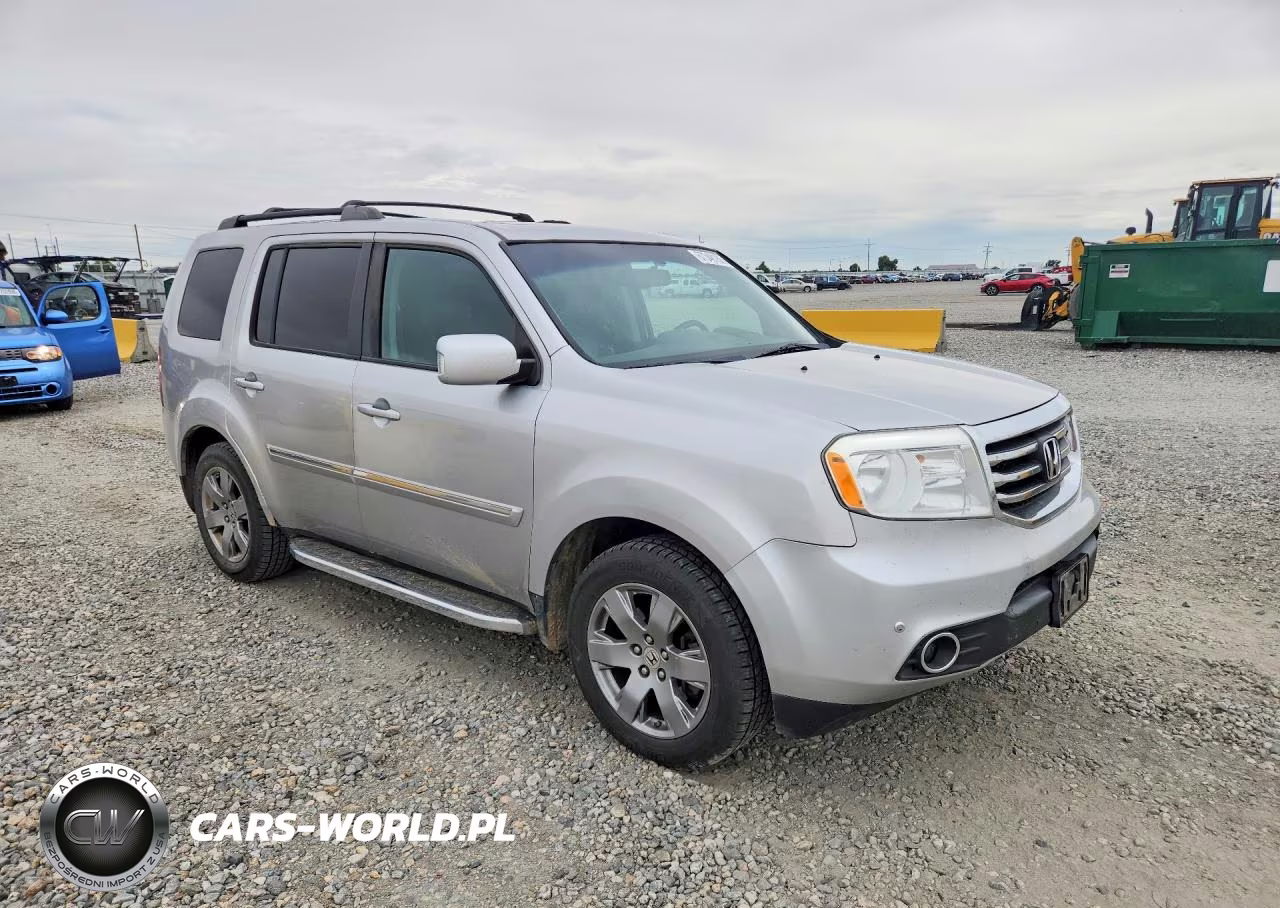 2012 Honda Pilot Touring VIN:5FNYF4H92CB042445 - 4