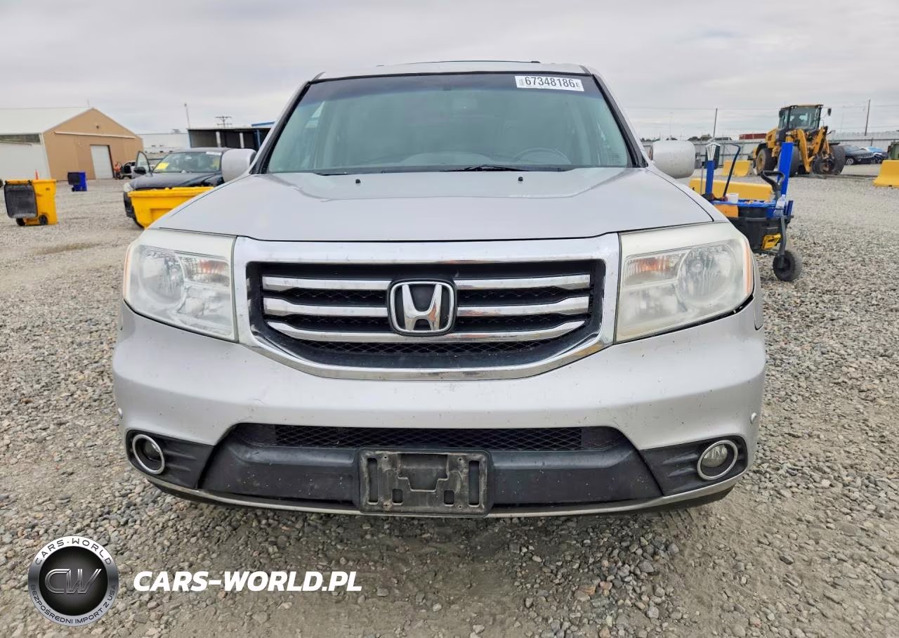 2012 Honda Pilot Touring VIN:5FNYF4H92CB042445 - 5