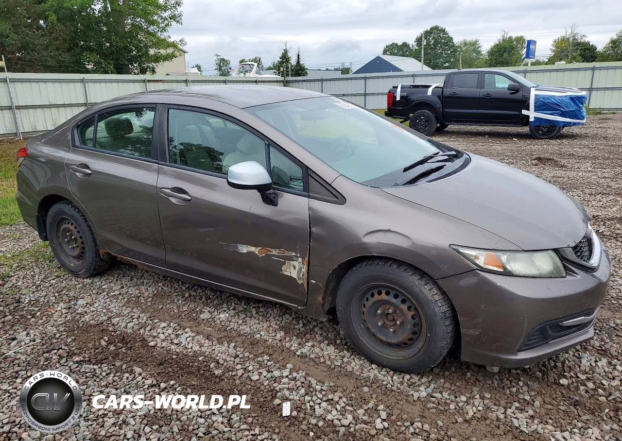 2013 Honda Civic Lx VIN:2HGFB2F57DH585598 - 4