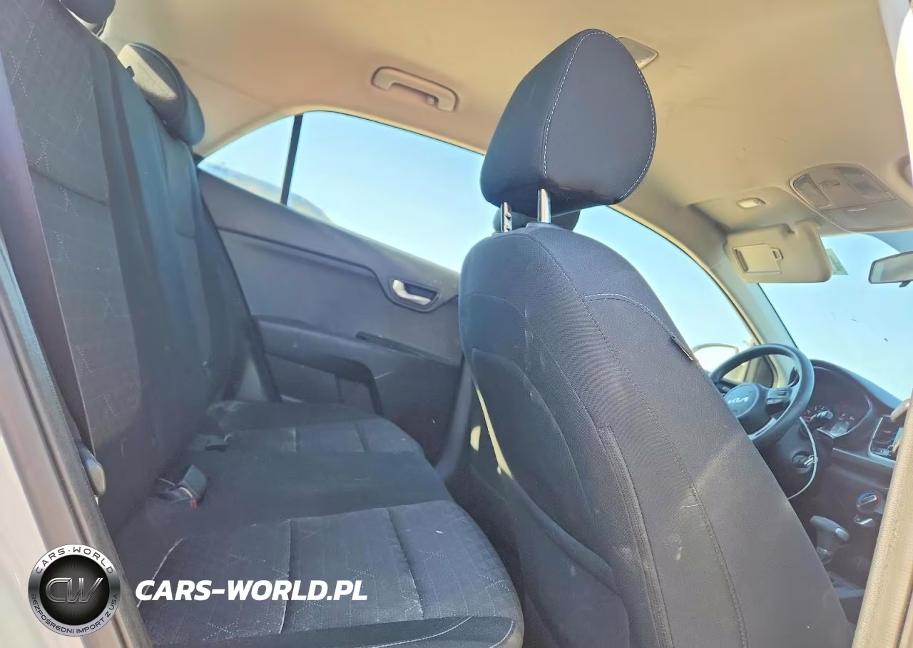 2022 Kia Rio S VIN:3KPA25AD5NE438587 - 10