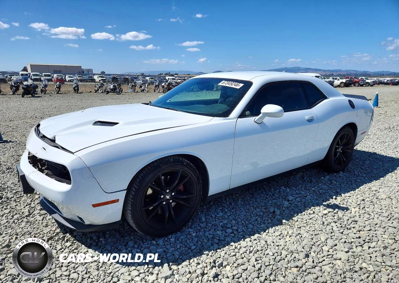 2018 Dodge Challenger Sxt