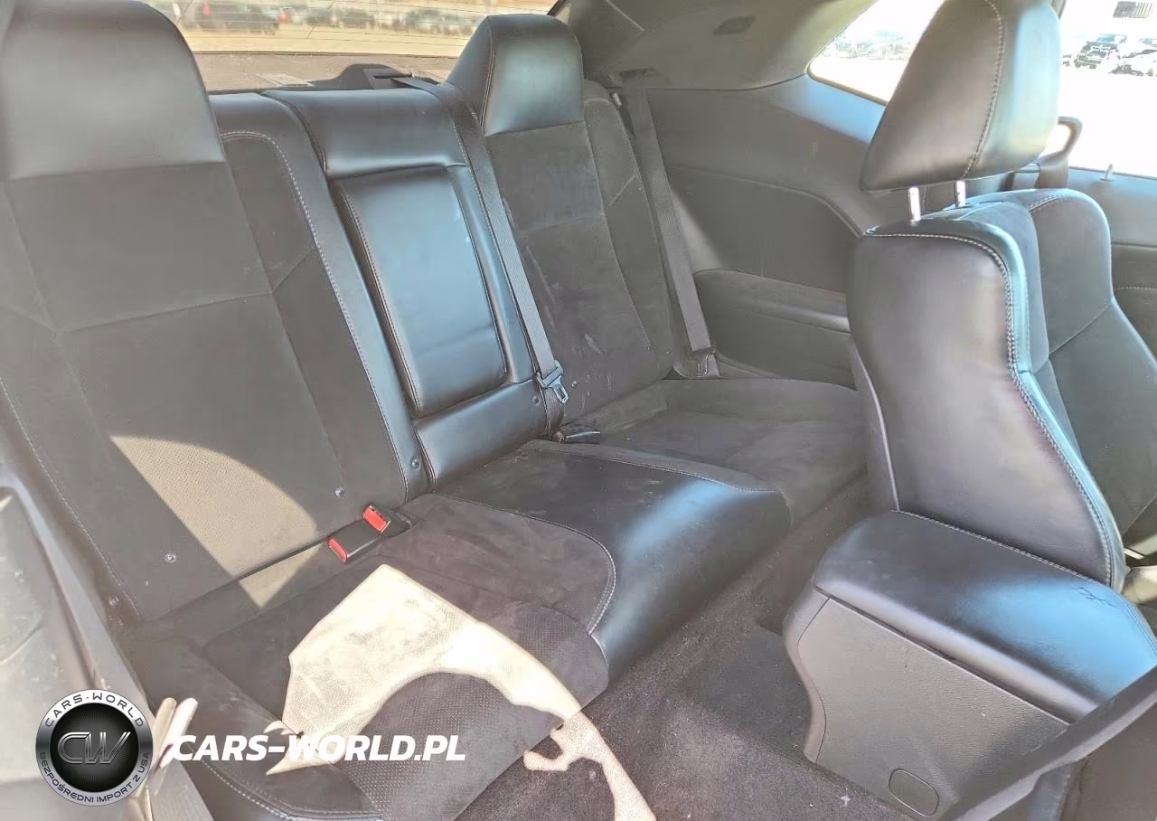 2018 Dodge Challenger Sxt VIN:2C3CDZAG7JH229214 - 10