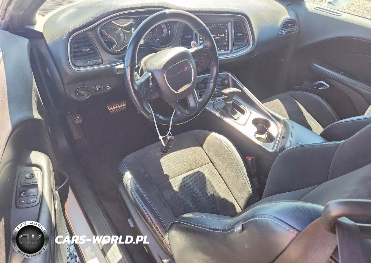 2018 Dodge Challenger Sxt VIN:2C3CDZAG7JH229214 - 8