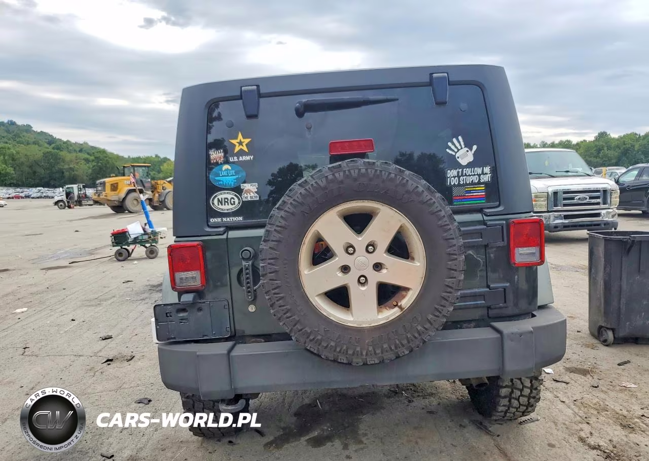 2011 Jeep Wrangler Unlimited Sport VIN:1J4BA3H13BL511038 - 6