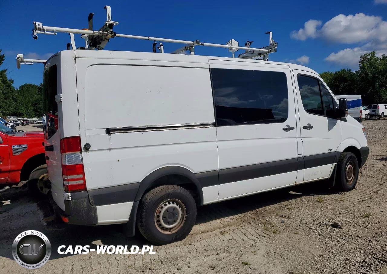2012 Mercedes-Benz Sprinter 2500 VIN:WD3PE7CC7C5711209 - 3