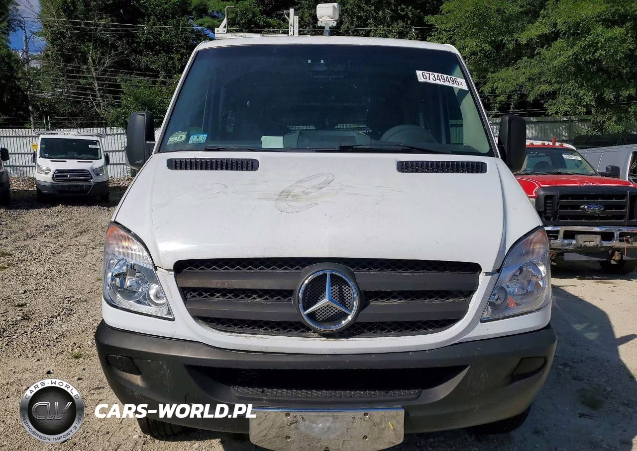 2012 Mercedes-Benz Sprinter 2500 VIN:WD3PE7CC7C5711209 - 5