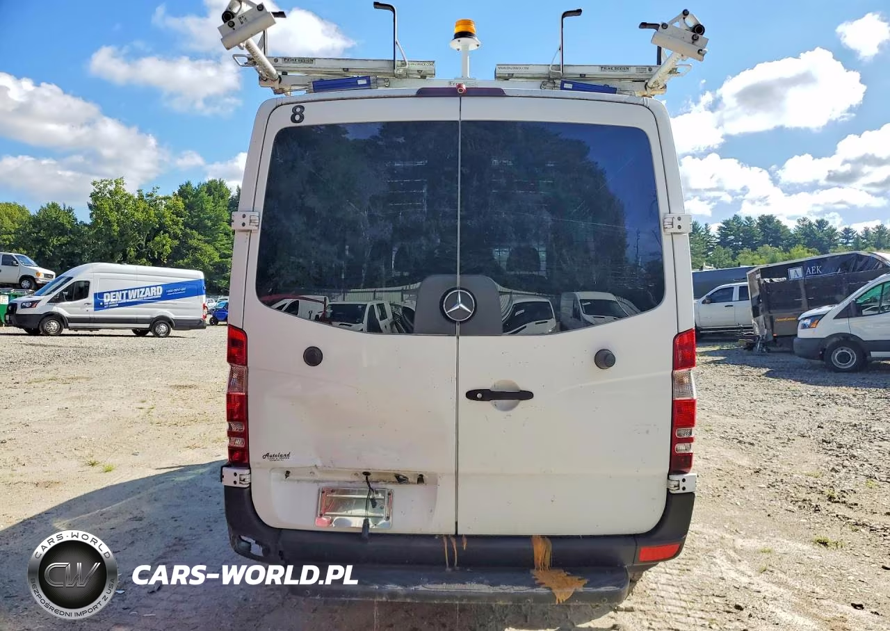 2012 Mercedes-Benz Sprinter 2500 VIN:WD3PE7CC7C5711209 - 6