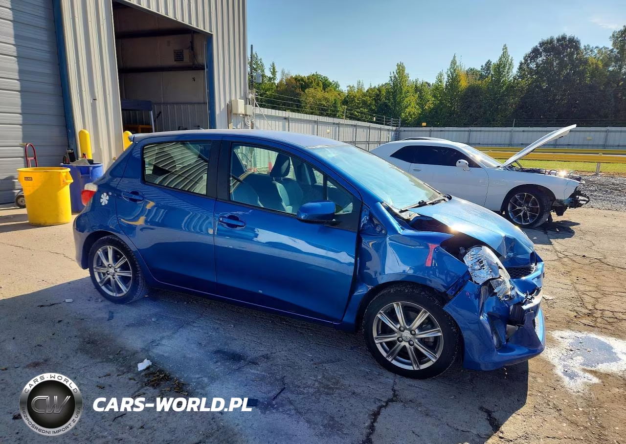 2012 Toyota Yaris 5-Door Se VIN:JTDKTUD3XCD508744 - 4