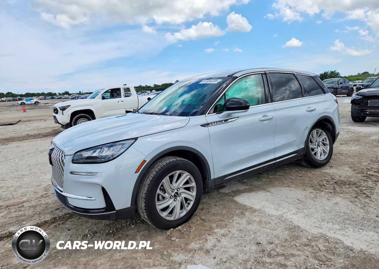 2025 Lincoln Corsair Premiere