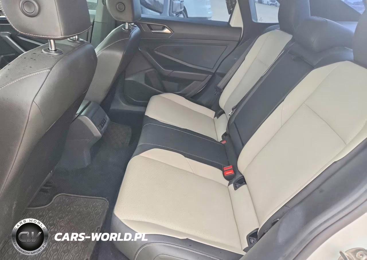 2019 Volkswagen Jetta S VIN:3VWCB7BU3KM218284 - 10