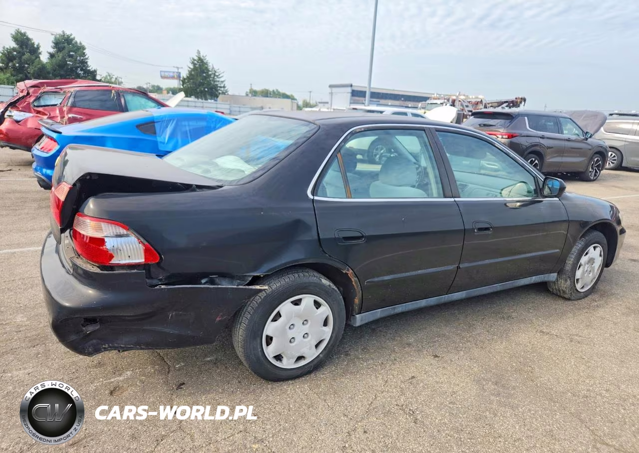 2000 Honda Accord Lx VIN:1HGCG5640YA033801 - 3