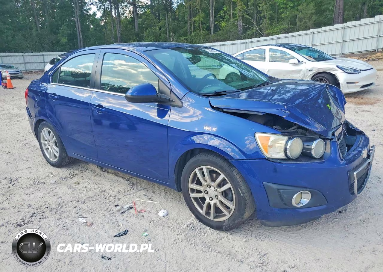 2013 Chevrolet Sonic Lt VIN:1G1JC5SH9D4184826 - 4