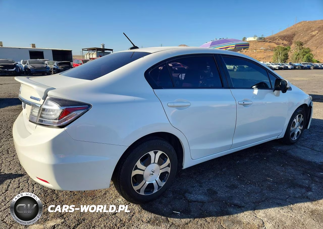 2015 Honda Civic Hybrid VIN:19XFB4F24FE200853 - 3
