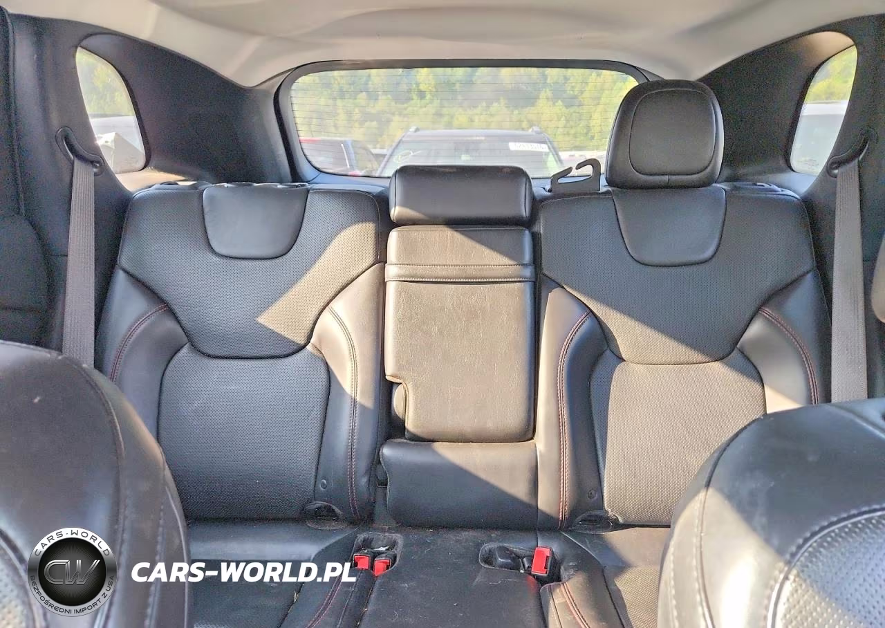 2019 Jeep Cherokee Trailhawk VIN:1C4PJMBX3KD217888 - 10