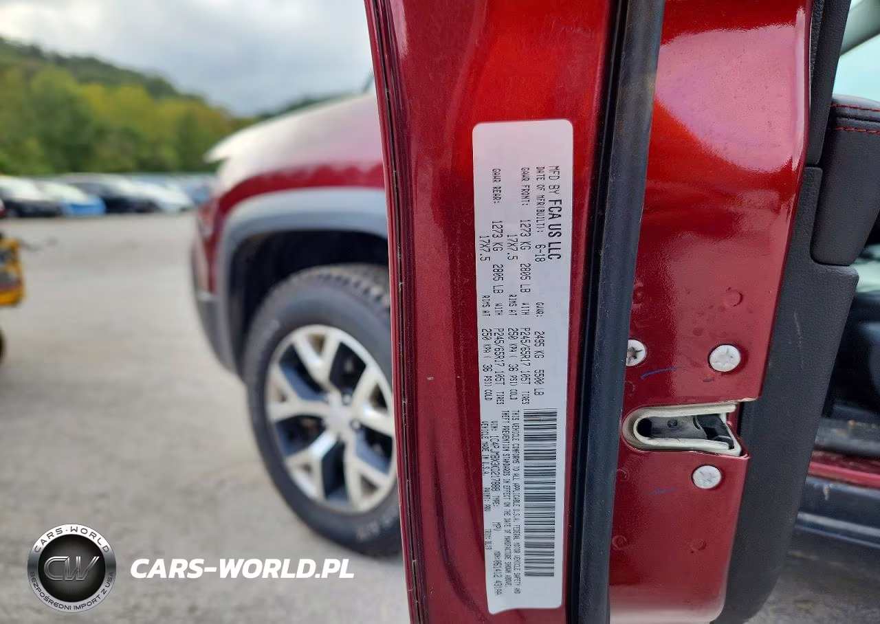 2019 Jeep Cherokee Trailhawk VIN:1C4PJMBX3KD217888 - 13