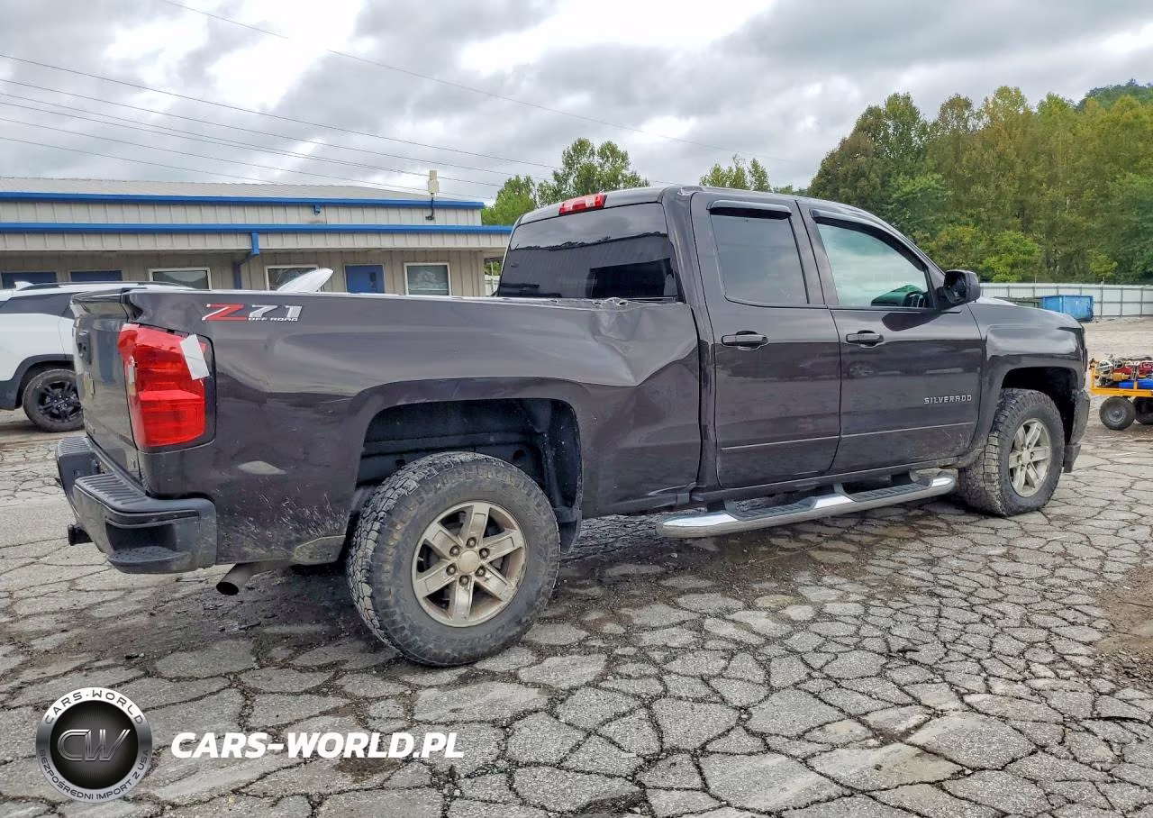 2018 Chevrolet Silverado K1500 Lt VIN:1GCVKREC0JZ205581 - 3