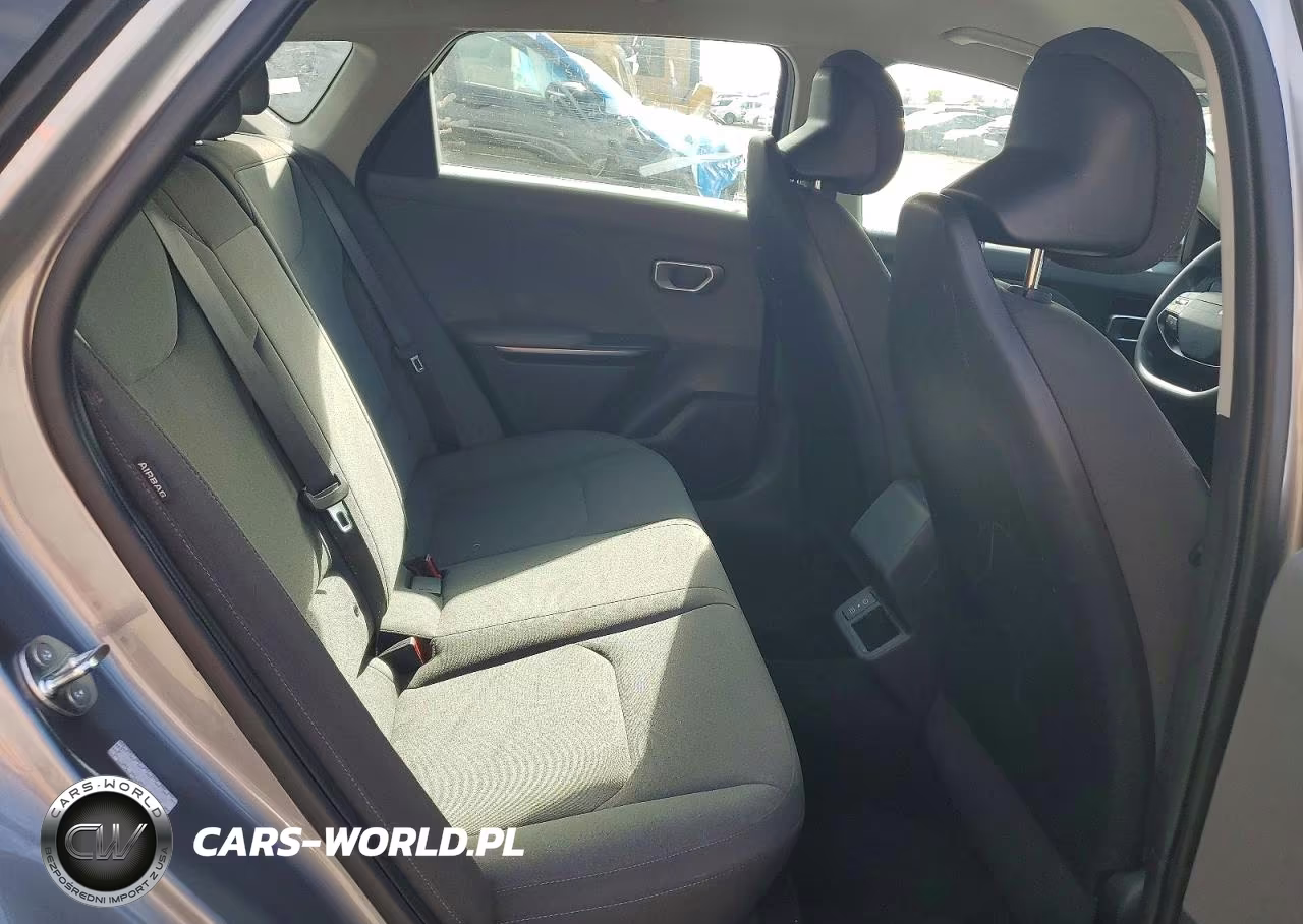2025 Kia K4 Lxs VIN:3KPFT4DEXSE067066 - 10