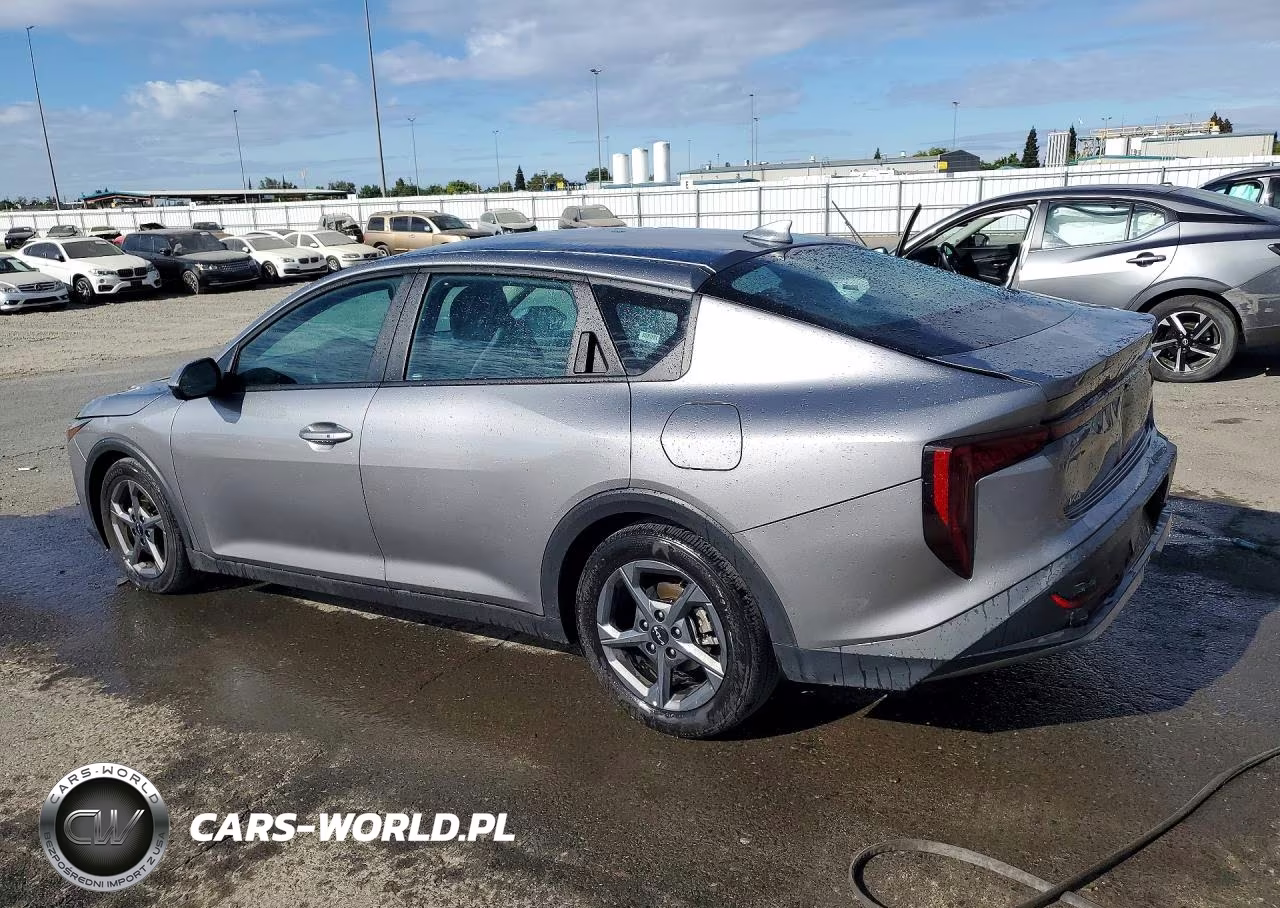 2025 Kia K4 Lxs VIN:3KPFT4DEXSE067066 - 2