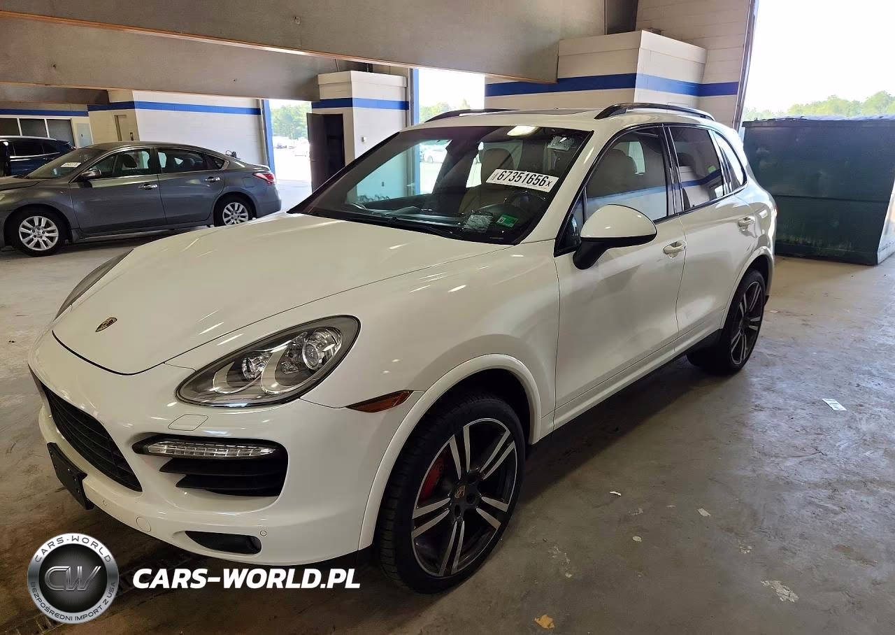 2014 Porsche Cayenne Turbo